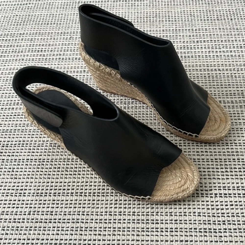 CELINE Calfskin Espadrille Wedge Sandals Black/Natural Size 35